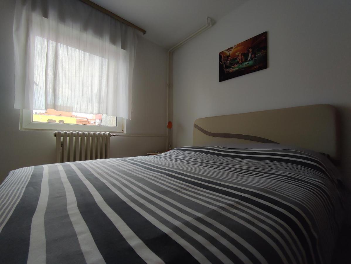 Woody Lägenhet Novi Sad Exteriör bild
